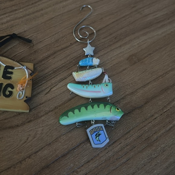 Two fishing Christmas ornaments - Picture 3 of 4